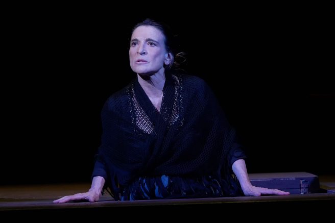 Teatro San Ferdinando, Lina Sastri in scena con "Nozze di sangue"