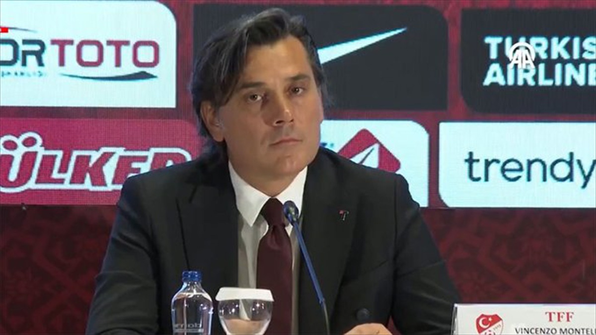 Calcio Napoli, per la panchina spunta Montella