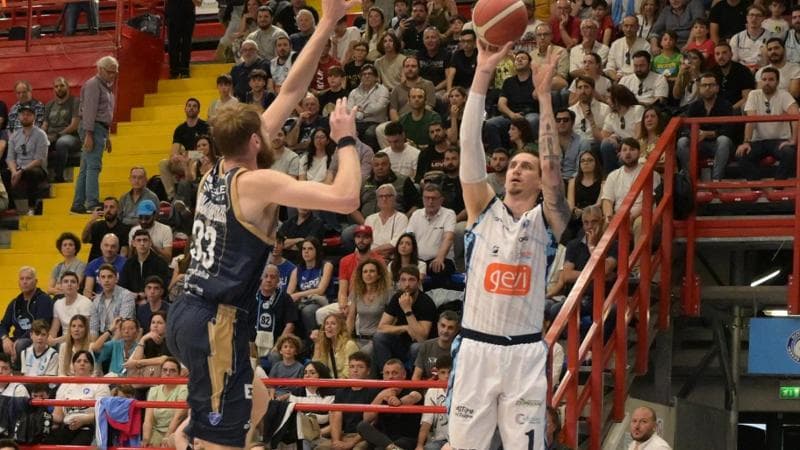 GeVi Napoli Basket torna al successo contro Sassari