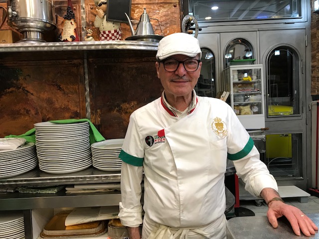 Fuorigrotta dice addio a Ugo Cafasso, il "re" della pizza