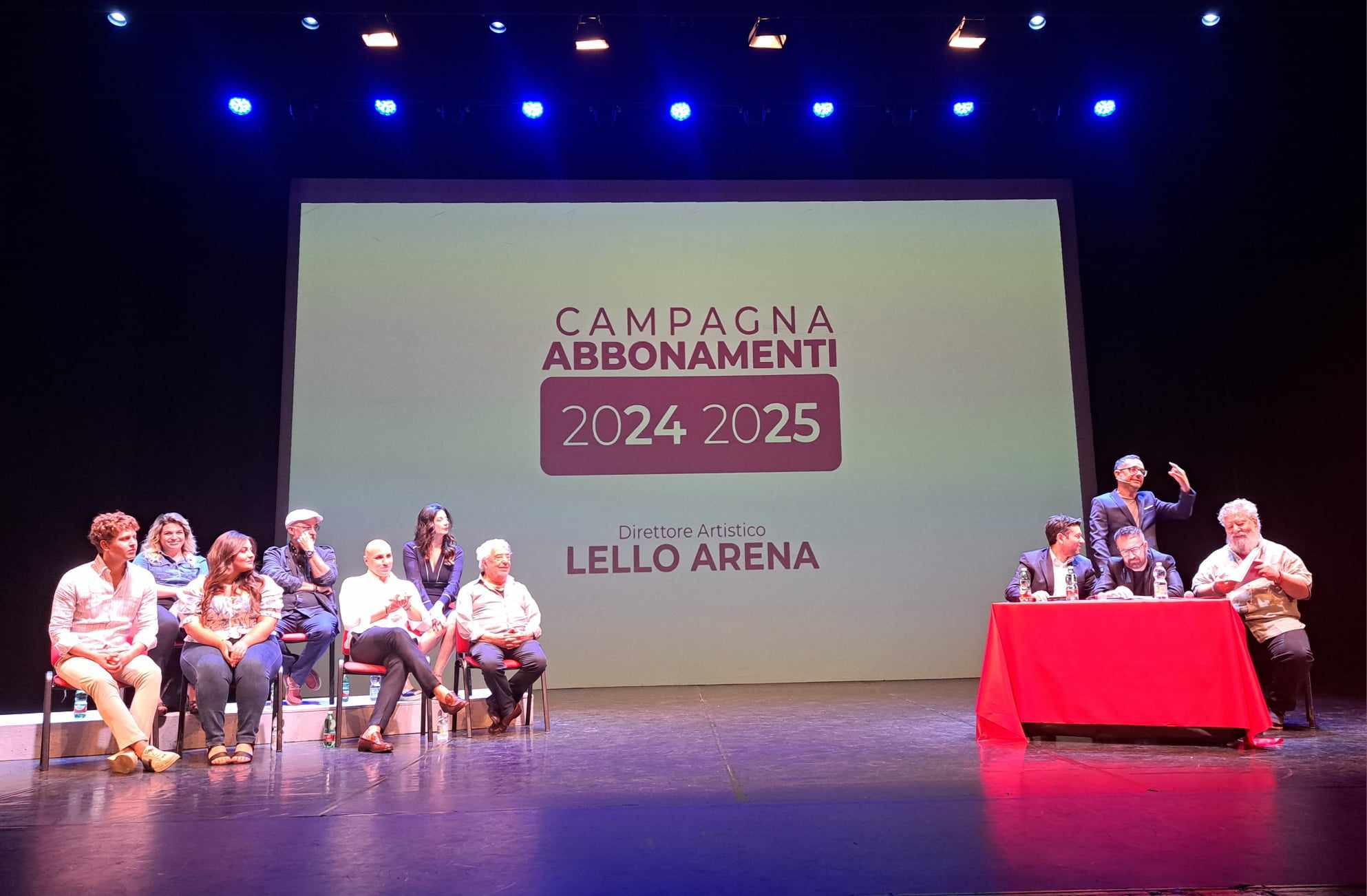 Teatro Cilea sulla scia dei record tra facce antiche e modernità