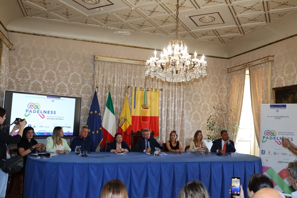 Padelness, a Napoli l'evento che unisce il mondo del padel e del fitness 