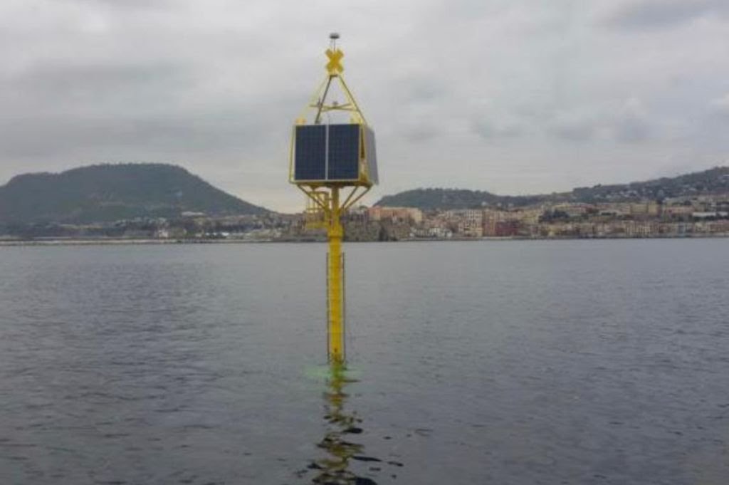 Campi Flegrei, danneggiate attrezzature sottomarine Ingv