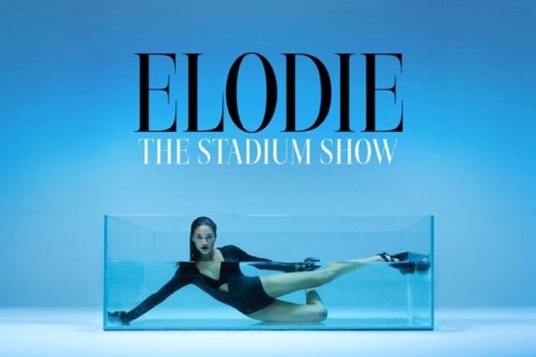 Elodie in concerto a Napoli, Gigi D’Alessio ospite sul palco dello Stadio Maradona