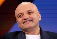 Peppe Iodice torna al Teatro Cilea con “Ho visto Maradona” Peppe Iodice torna al Teatro Cilea con “Ho visto Maradona”