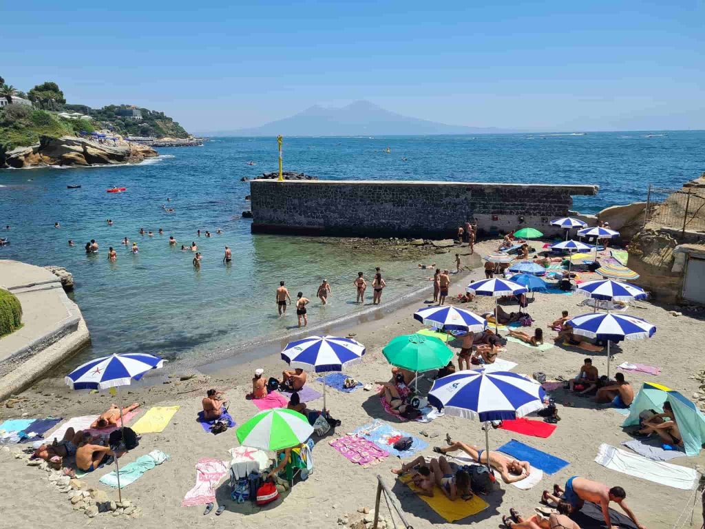 Napoli, chiuso al pubblico l’accesso al Parco sommerso di Gaiola Napoli, chiuso al pubblico l’accesso al Parco sommerso di Gaiola