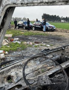 Giugliano: arrestato 30enne per aver incendiato dei rifiuti