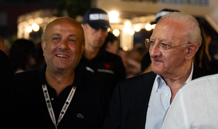 Il Governatore De Luca al Pitti Pizza & Friends: "Qui tutto bellissimo"