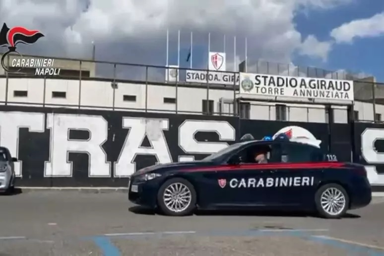 Savoia Calcio vittima di estorsione da 3mila euro: 5 arresti