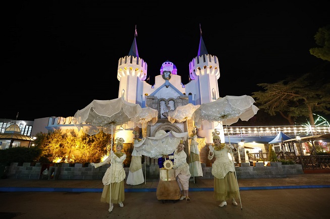 "La Capsula del tempo. Memorie dal futuro": teatro, musica, circo e danza per i ricordi inviati al prossimo futuro