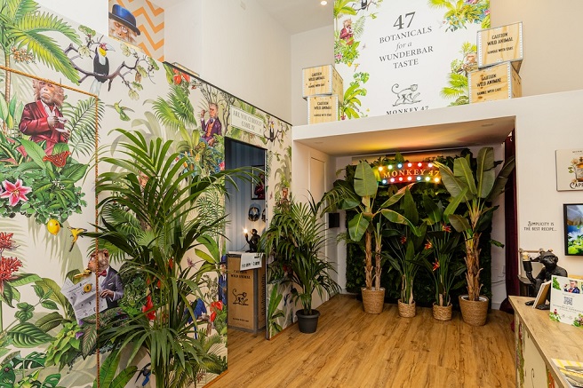 Natale a Napoli diventa una "Urban Jungle" con Monkey 47