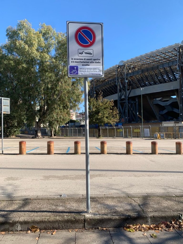 Da domani aree di sosta dedicate esclusivamente alle persone con disabilità presso lo stadio Diego Armando Maradona Da domani aree di sosta dedicate esclusivamente alle persone con disabilità presso lo stadio Diego Armando Maradona