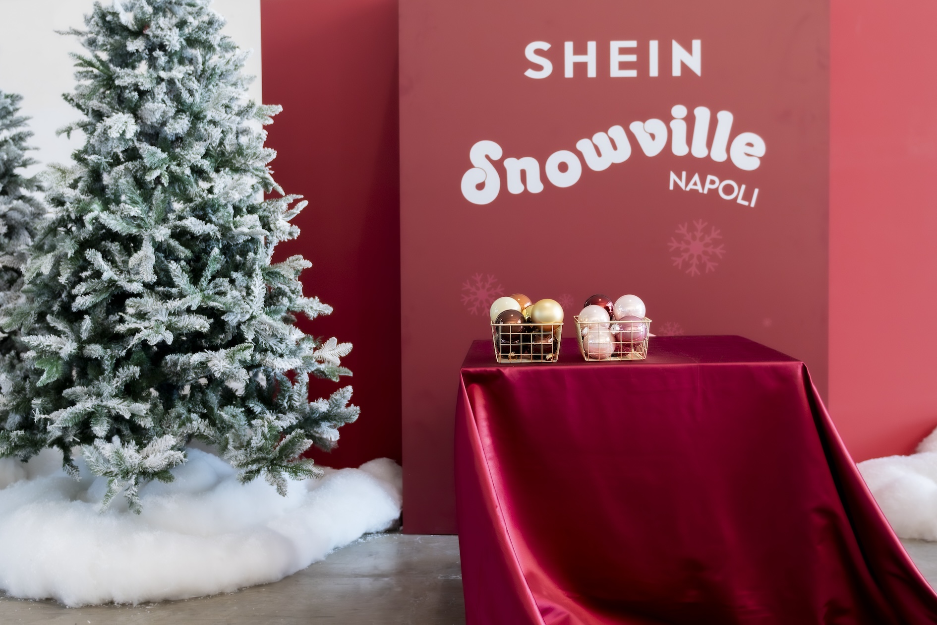 SHEIN SNOWVILLE, apre oggi a Napoli il nuovo pop-up store di SHEIN
