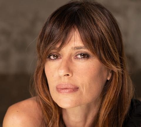 Claudia Pandolfi da 2anews.it Claudia Pandolfi al Vulcano Buono di Nola sabato 1 febbraio