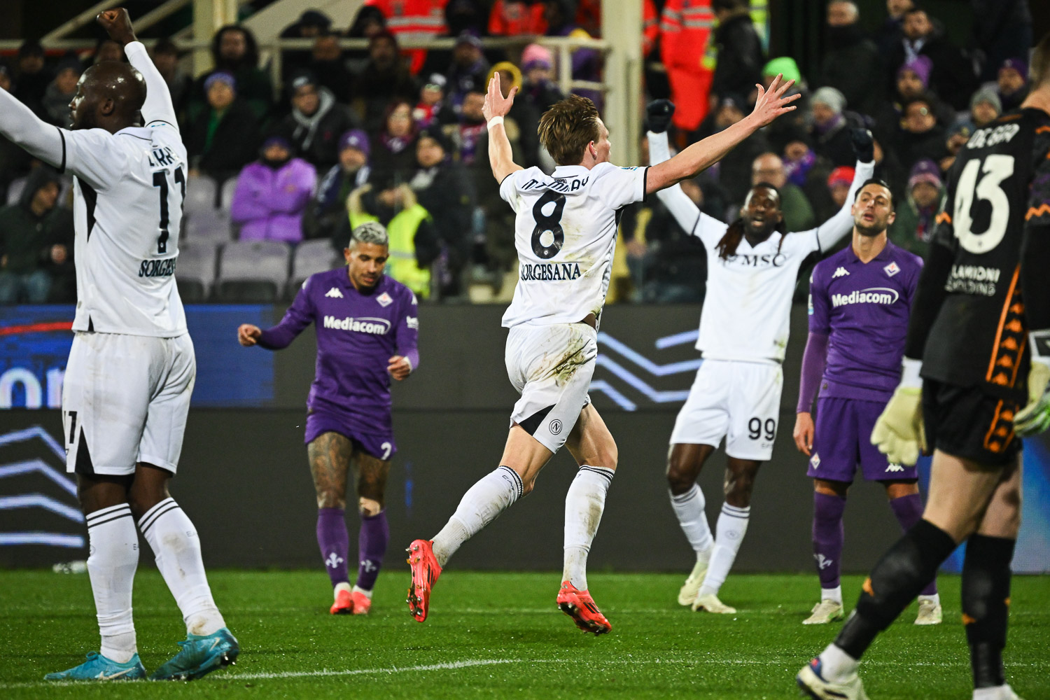 Calcio Napoli: prova di forza. A Firenze 3-0