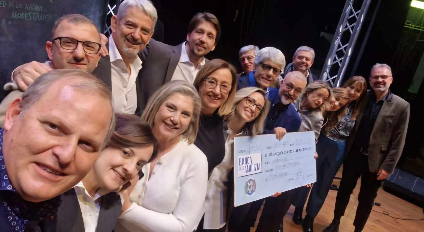 Successo al Teatro Acacia per la serata conclusiva di "Nida for Tutte Insieme"