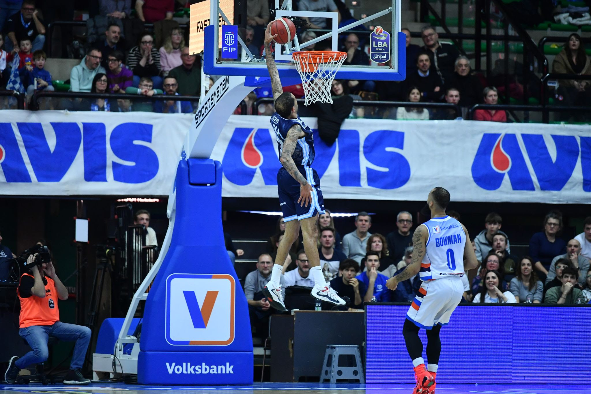Napoli Basket sbanca Treviso: primo successo in trasferta