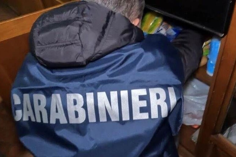 Aversa 17enne da 2anews.it Aversa 17enne posta video su TikTok arrestato per spaccio