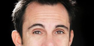 Ettore Massa al Teatro CortéSe con Omm...Un Napoletano in Tibet