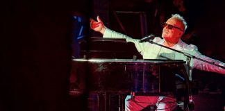 Umberto Tozzi porta il suo tour al Teatro Augusteo di Napoli