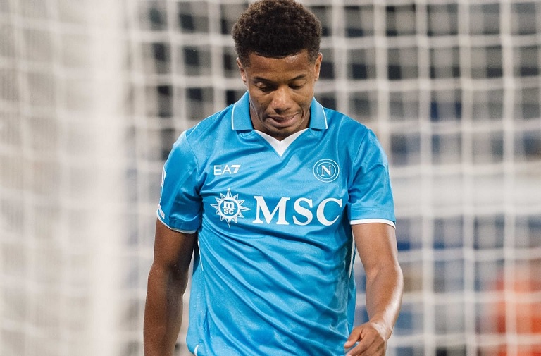 Calcio Napoli da 2anews.it Calcio Napoli tegola Neres c’è lesione al soleo della gamba sinistra