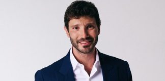 Stefano De Martino porta in scena “Meglio Stasera” a Paestum