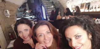 Al Teatro Sancarluccio di Napoli in scena "Faccere"