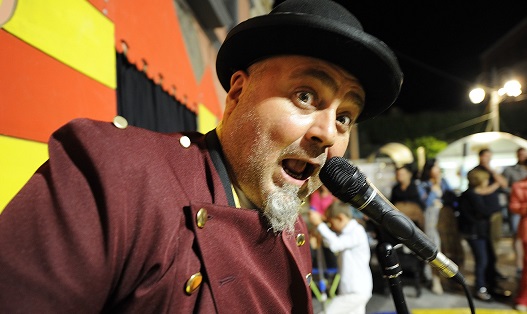 Teatro Famiglia da 2anews.it Teatro In Famiglia La Baracca dei Buffoni e Morks presentano lo spettacolo laboratorio Circoletto