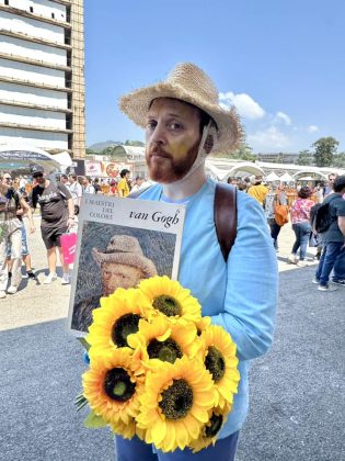 Comicon Napoli 2025: Scarica qui la tua foto!