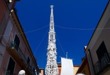 I Gigli di Nola entrano al Vulcano Buono