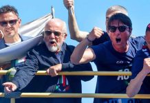 Conte ha deciso di restare alla guida della squadra campione d'Italia