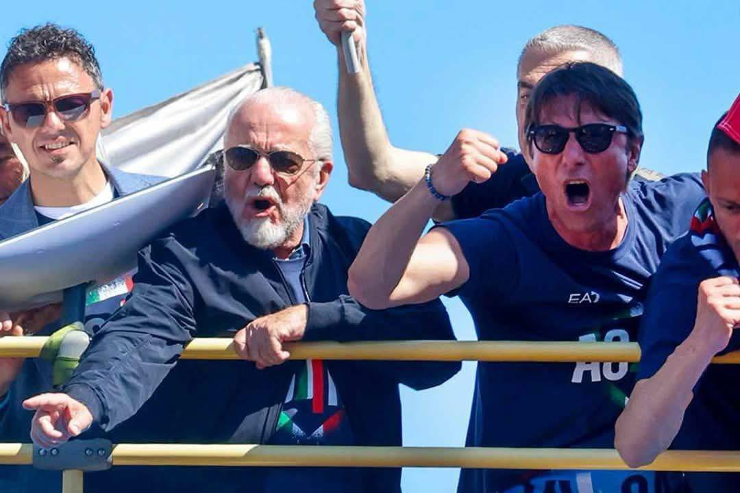 conte resta alla guida della squadra campione d italia da 2anews.it conte resta alla guida della squadra campione d italia