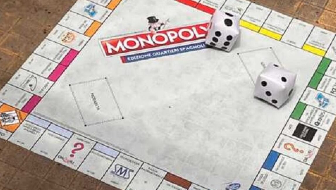 Arriva il Monopoly Quartieri Spagnoli tra vicoli, pizzerie e il murales di Maradona Arriva il Monopoly Quartieri Spagnoli tra vicoli, pizzerie e il murales di Maradona