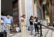 Pace, il concerto del Liceo Umberto I si apre con il silenzio contro la violenza