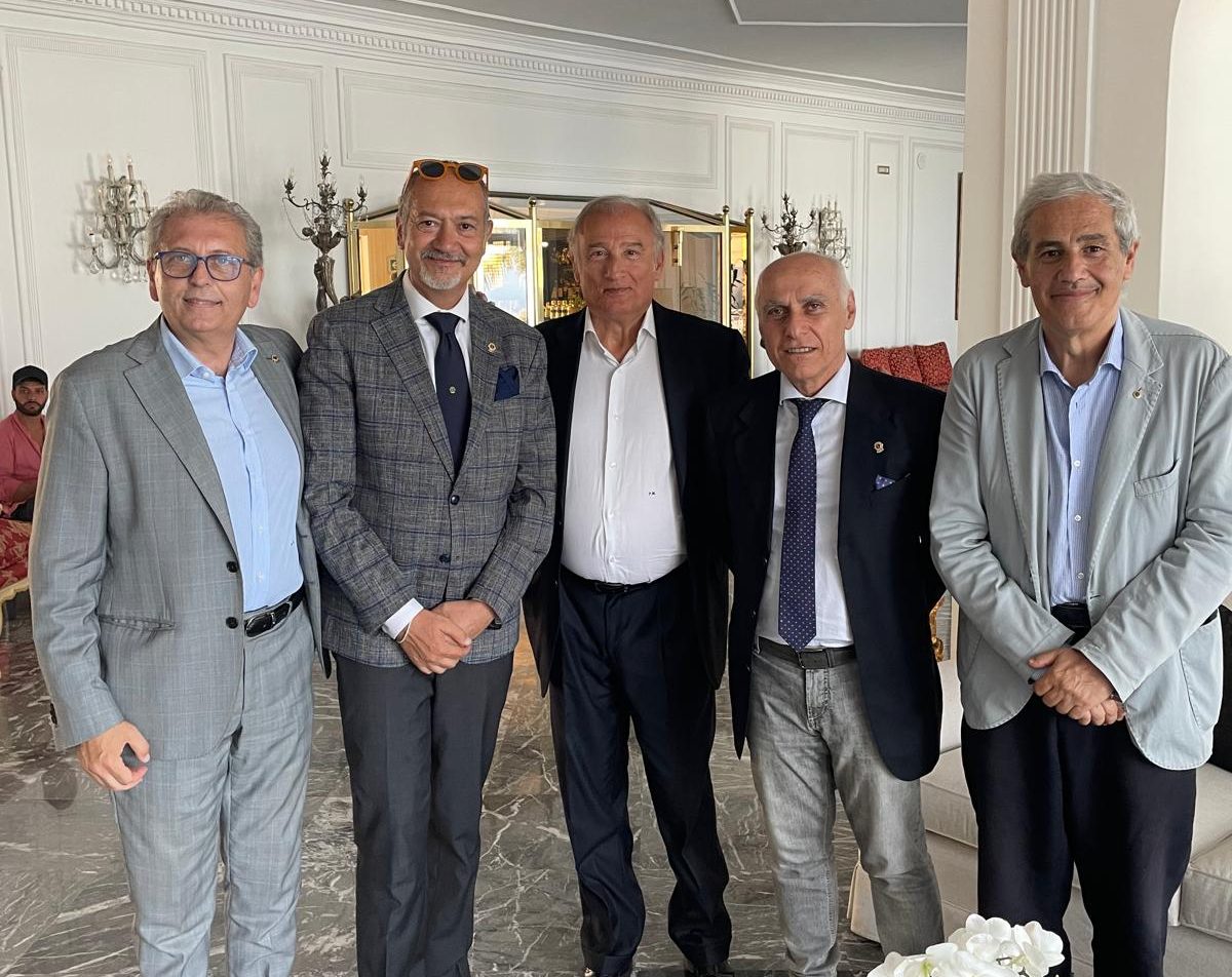 Capri, all’Hotel Quisisana la presentazione del libro di Piero Marrazzo Capri, all’Hotel Quisisana la presentazione del libro di Piero Marrazzo
