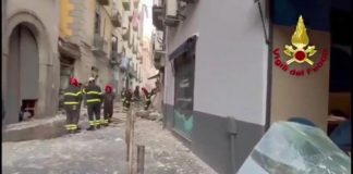 Esplosione a Napoli, la Procura indaga su licenze e lavori