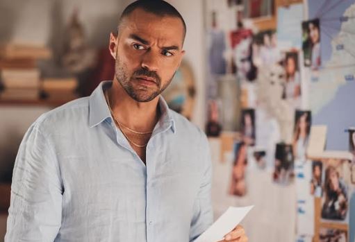 hotel costiera al festival di taormina la serie con jesse williams ambientata a positano