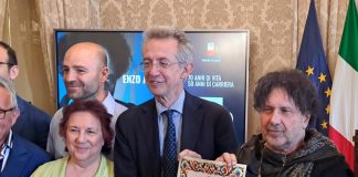 Napoli rende omaggio a Enzo Avitabile: 70 anni di vita, 60 di musica e appartenenza