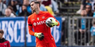 Calcio Napoli, nuovo stop per Meret: trauma alla spalla