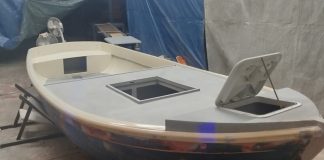 Odori nauseabondi a Capodimonte, sequestrato rimessaggio