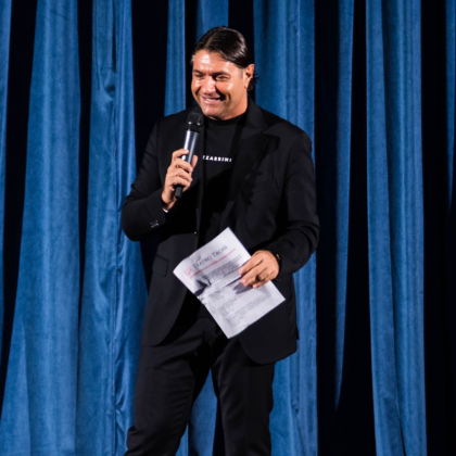 Premio San Gennaro World 2025 presentato da Gianni Simioli sul Sagrato del Duomo di Napoli