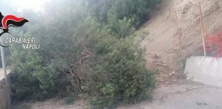 Frana Scalandrone, strada interrotta tra Bacoli e Pozzuoli