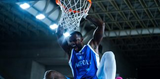 Napoli Basket vince contro il Vrona 90-80