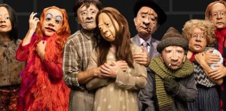 Il mistero dell'ultimo atto Finale della Familie Flöz al Teatro Bellini