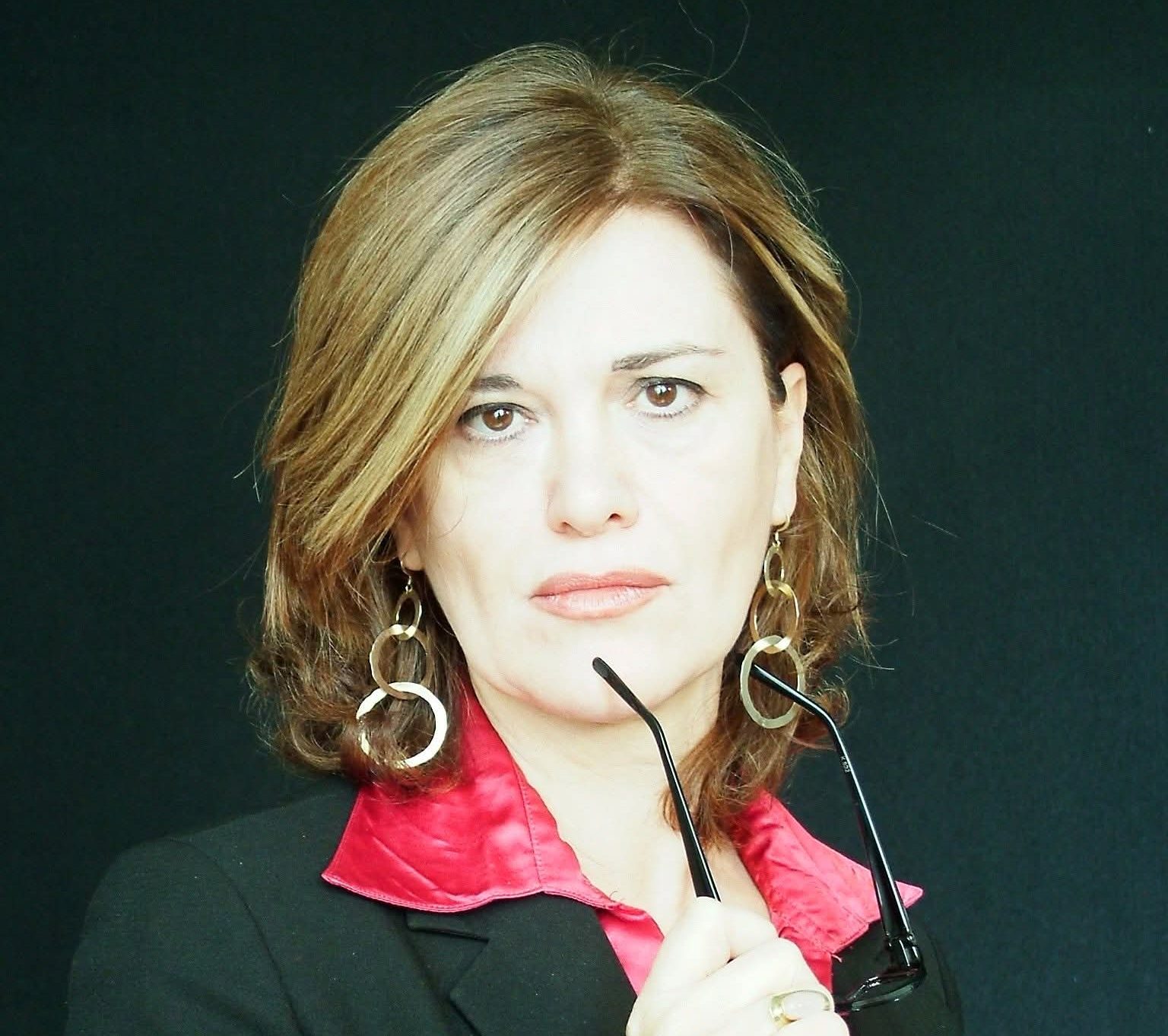 “Storie Borboniche al Serra”, Motus porta al Teatro Serra un viaggio tra arte, storia e partecipazione “Storie Borboniche al Serra”, Motus porta al Teatro Serra un viaggio tra arte, storia e partecipazione