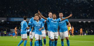 Calcio Napoli 3-1 all'Atalanta. Tornano gol e vittoria