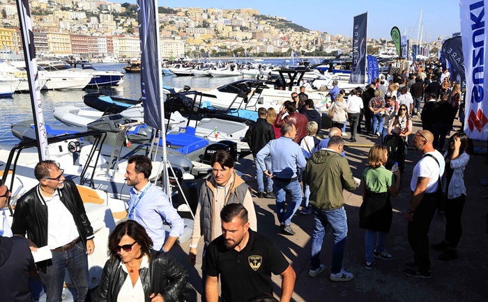 Sindaco Manfredi al salone Navigare: “I porti turistici a Napoli si faranno”
