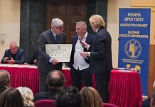 Paolo Parravano vince il premio “Sotto le Stelle di Capitanata” Paolo Parravano vince il premio "Sotto le Stelle di Capitanata"
