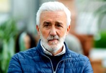 Un Posto al Sole, anticipazioni al 21 novembre: Raffaele valuta il suo futuro Un Posto al Sole, anticipazioni al 21 novembre: Raffaele valuta il suo futuro