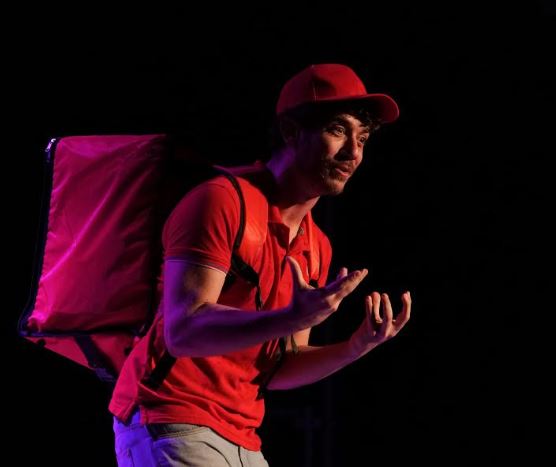 “Prime di settimana” al Teatro Sannazaro con “De(ath)livery” di Andrea Cioffi “Prime di settimana” al Teatro Sannazaro con “De(ath)livery” di Andrea Cioffi